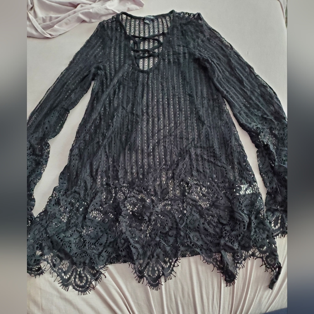 ☀️ Victoria's Secret bathing suit coverup